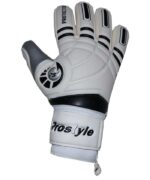 Negative Cut Goalkeeper Gloves